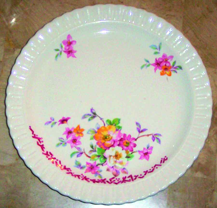 1285 1-2 Dinner Plate by Taylor, Smith & Taylor (Ts&T)-1