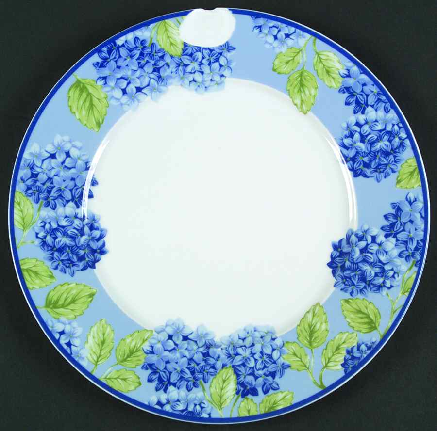 Hortensia Dinner Plate by Tavo Lino-1