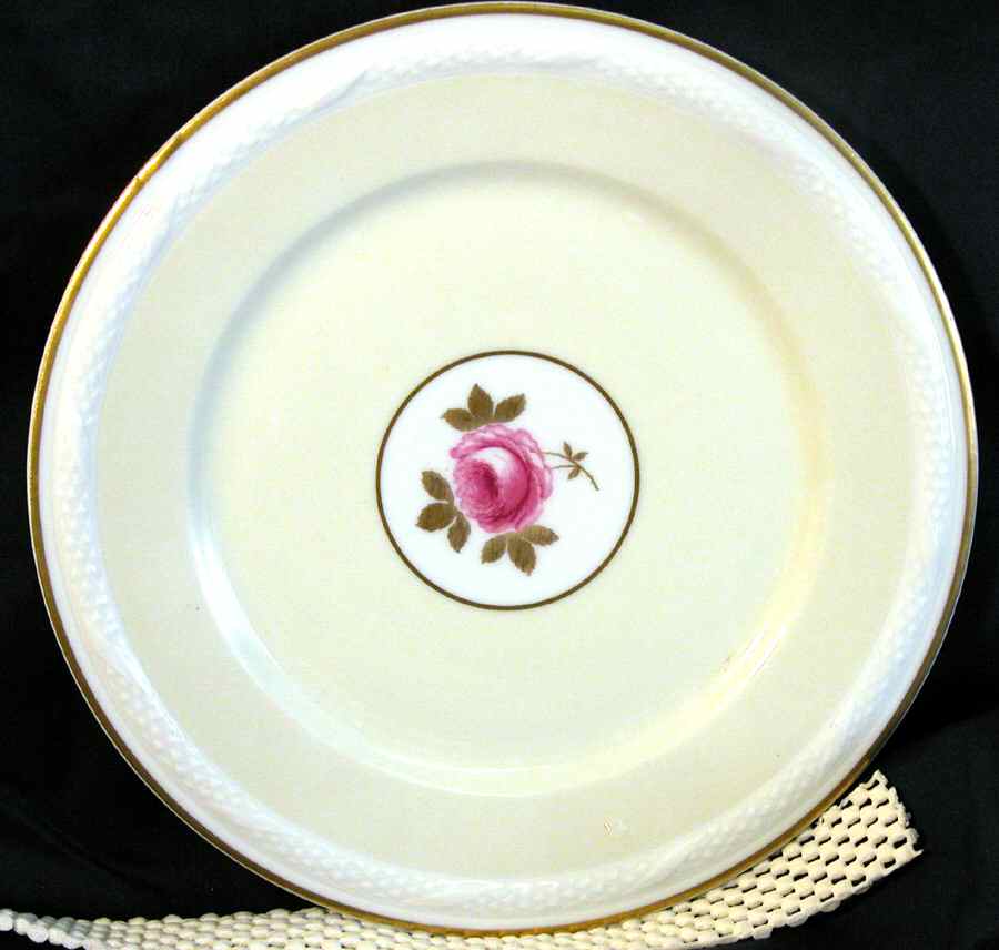 TRV522 Salad Plate by Tressemanes & Vogt-1