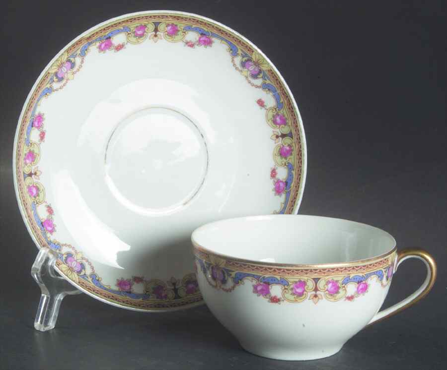 16293 Flat Cup & Saucer Set by Thun-1