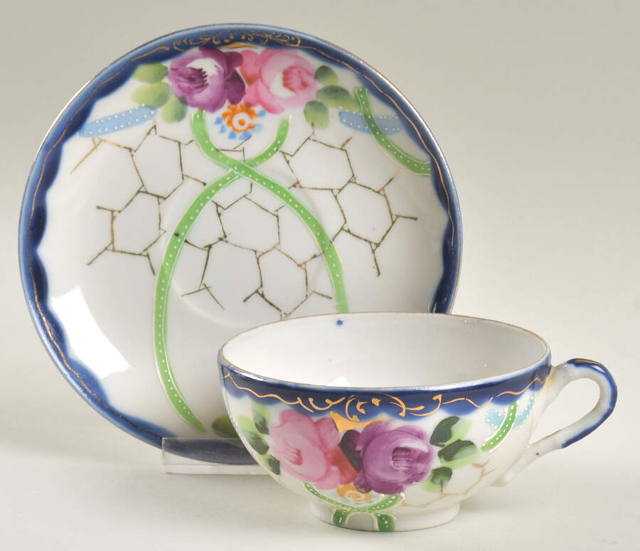TKI37 Flat Cup & Saucer Set by Takito-1