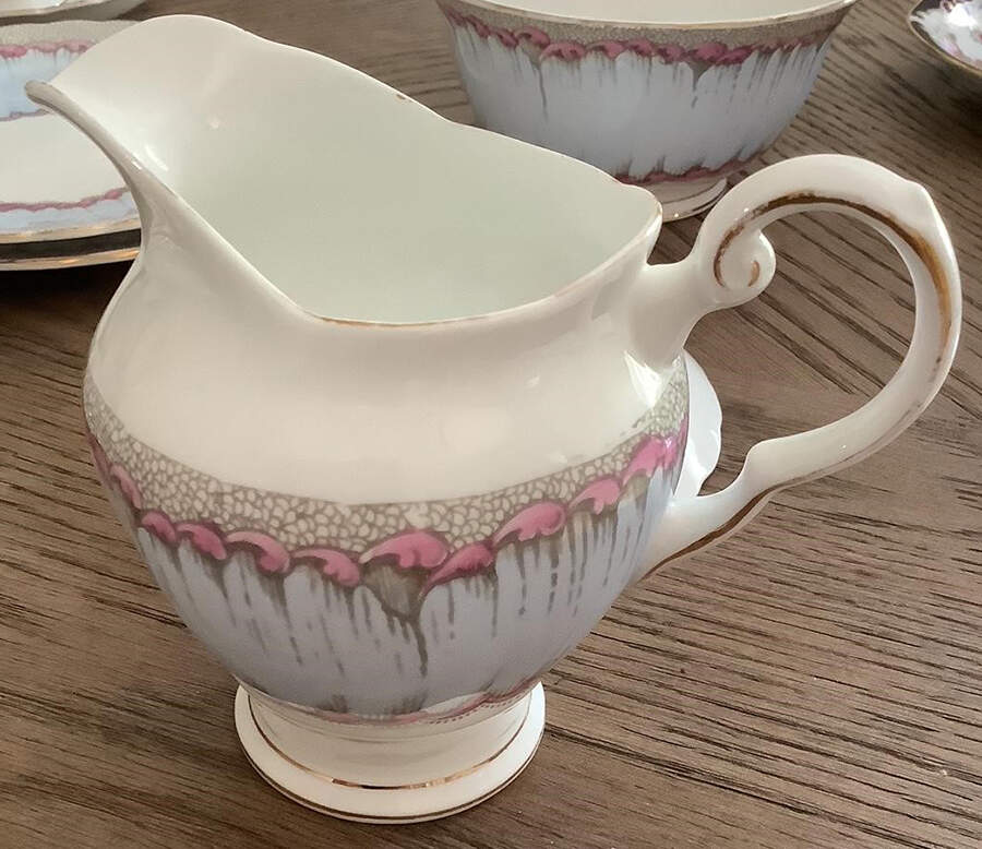 C9068 Creamer by Tuscan - Royal Tuscan-1