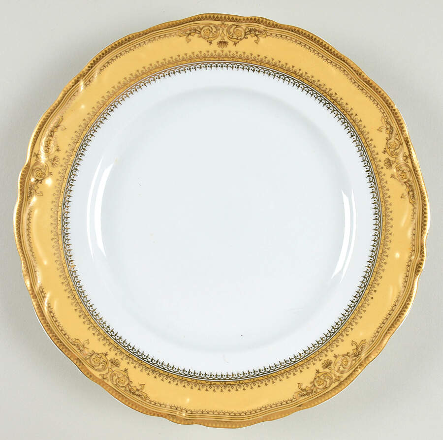 Vanessa Gold Luncheon Plate by Ten Strawberry Street-1