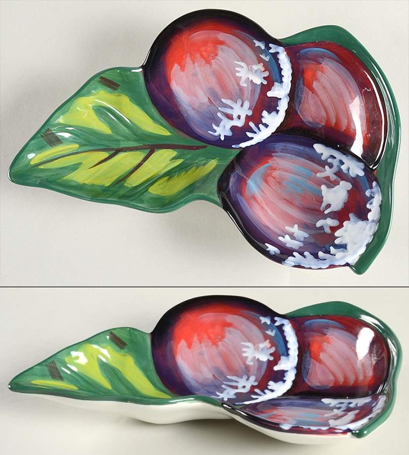 Jolly Ol Snowy Leaf Shaped Dish by Tracy Porter-1