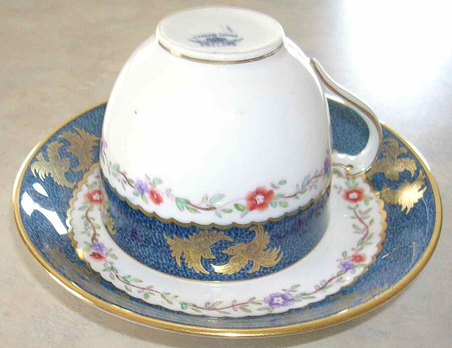 8069 Flat Cup & Saucer Set by Tuscan - Royal Tuscan-1