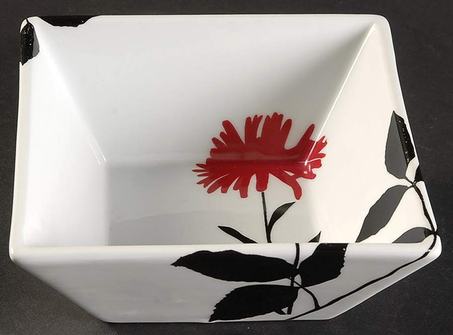 Graphic Floral Soup/Cereal Bowl by Ty Pennington Style-1