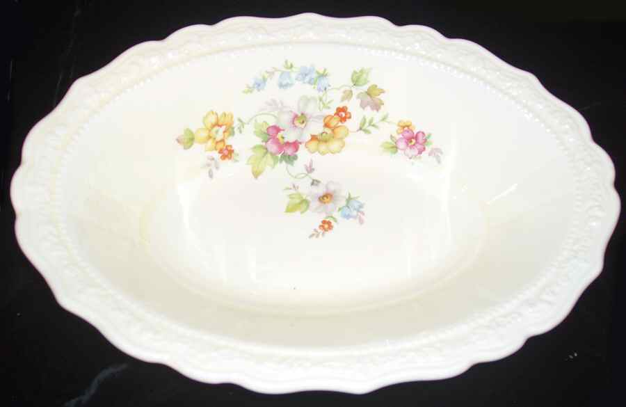 4107 9" Oval Vegetable Bowl by Thompson-1