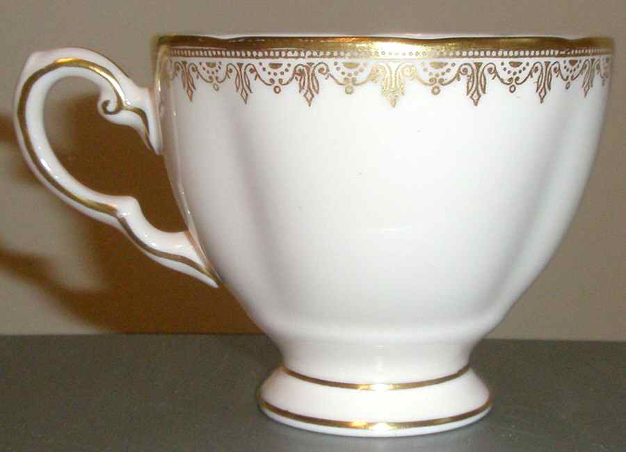 7065h Footed Cup by Tuscan - Royal Tuscan-1