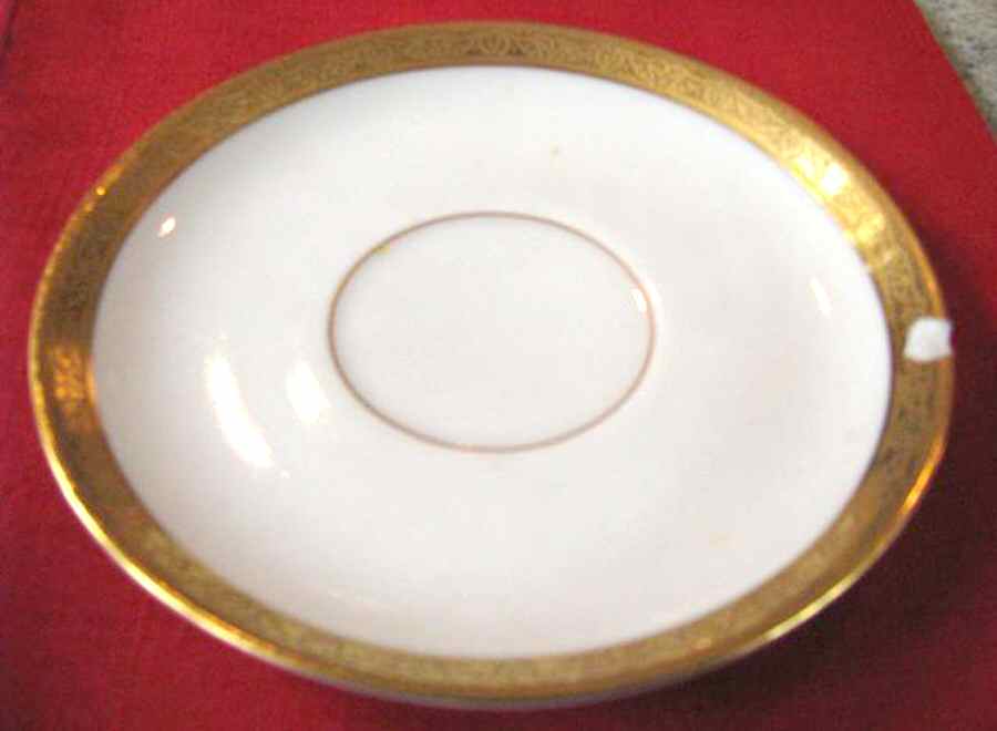 THO405 Saucer by Thomas-1