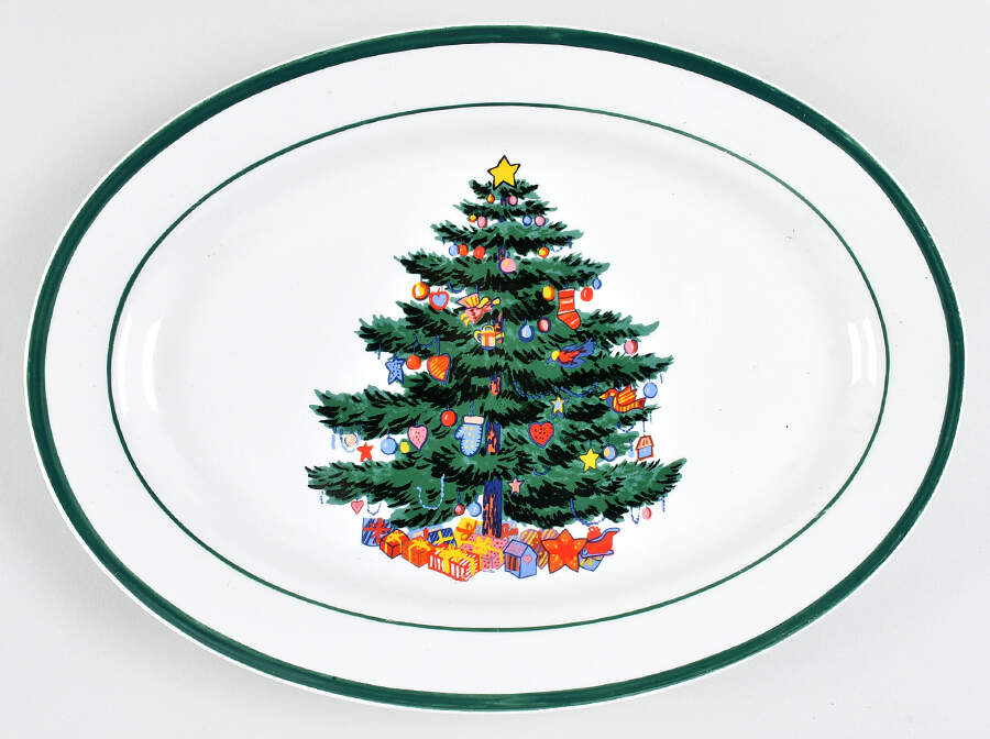 Holly Tree 13" Oval Serving Platter by Totally Today-1