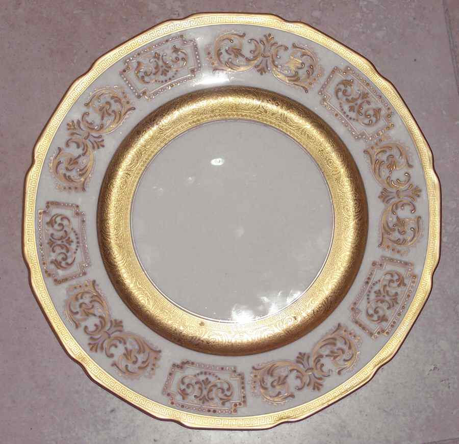 TRV624 Dinner Plate by Tressemanes & Vogt-1