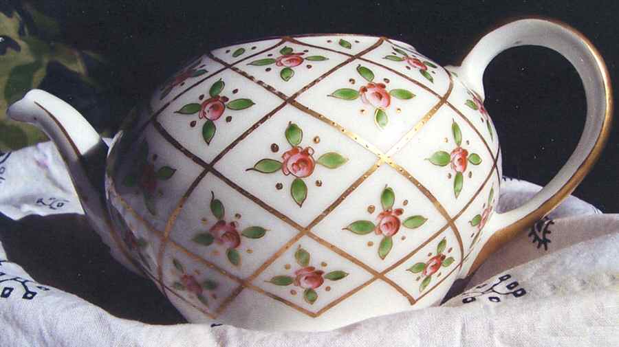 3098 Teapot No Lid by Thomas-1
