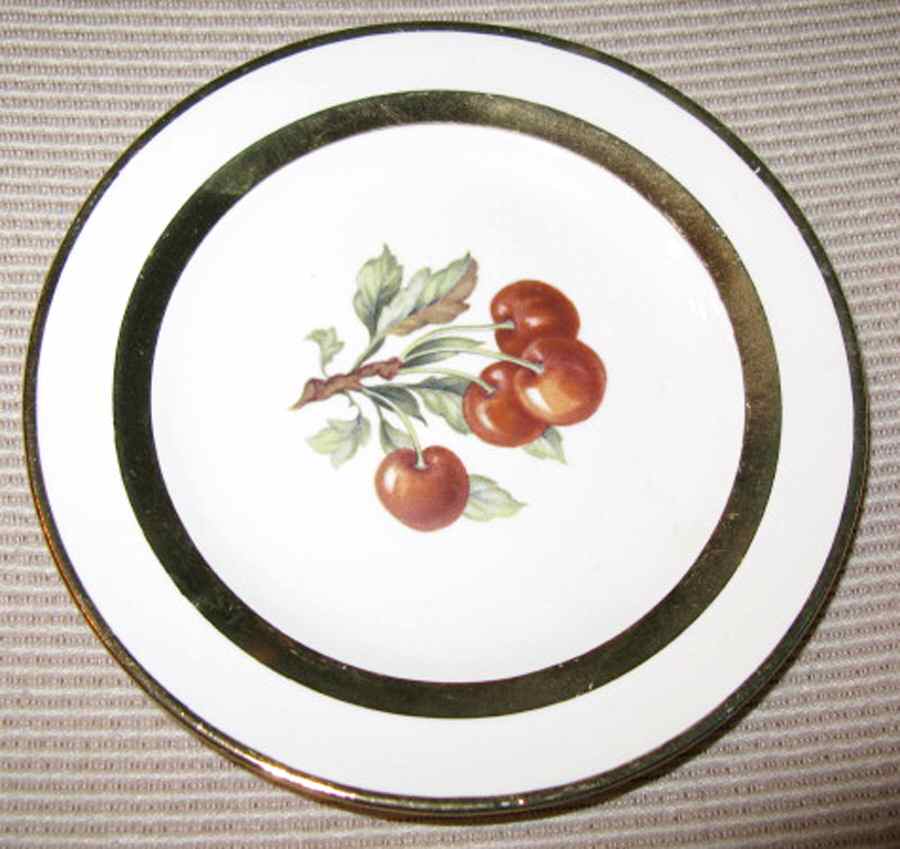TLP3 Dessert/Pie Plate by Tolpin-1