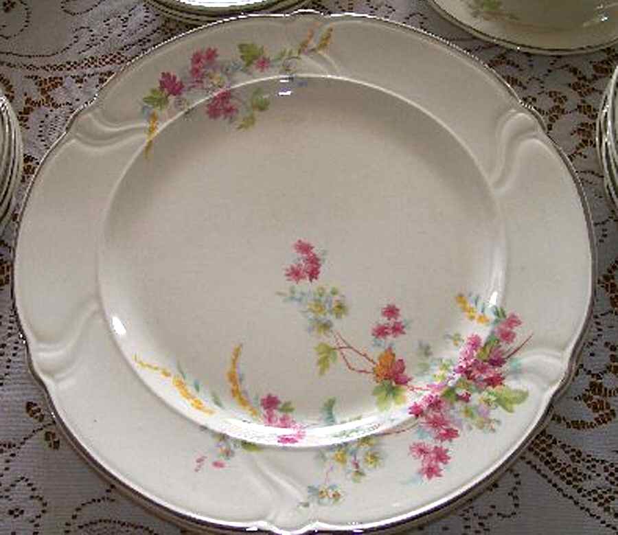TST738 Dinner Plate by Taylor, Smith & Taylor (Ts&T)-1