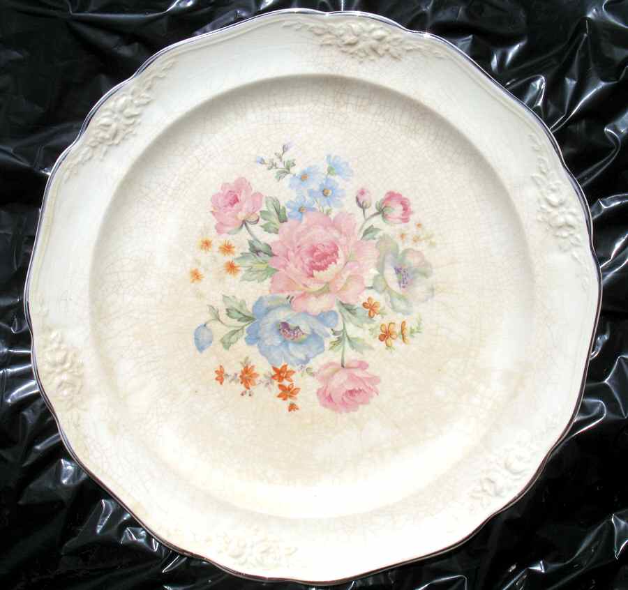 TST924 Dinner Plate by Taylor, Smith & Taylor (Ts&T)-1