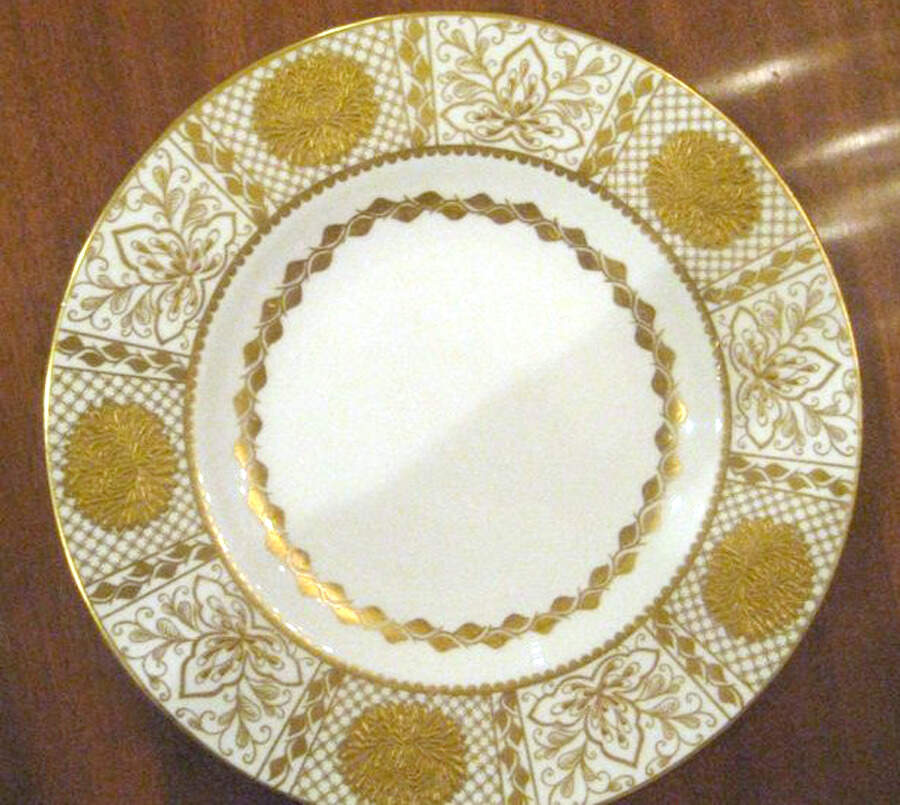 G1002 Dinner Plate by Thomas Goode-1
