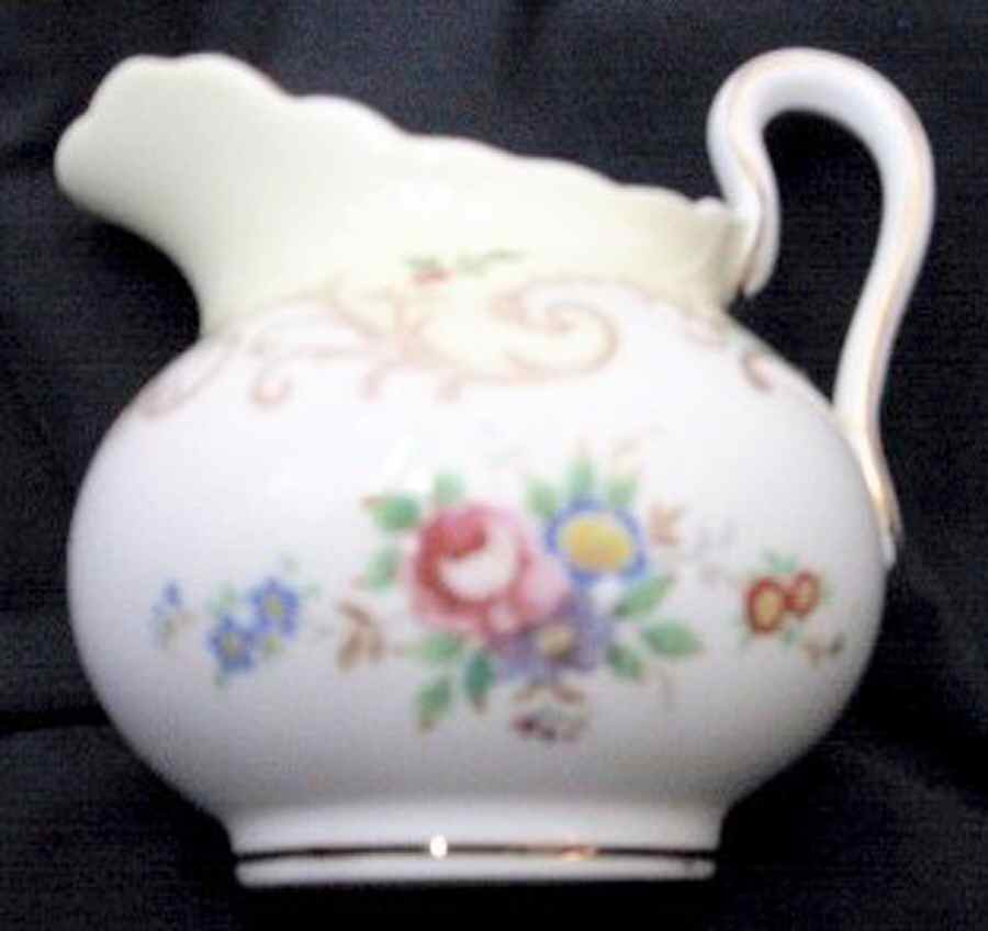 C8533 Creamer by Tuscan - Royal Tuscan-1