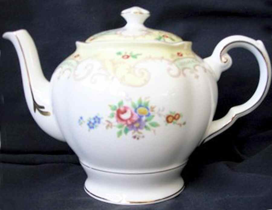 C8533 Teapot & Lid by Tuscan - Royal Tuscan-1