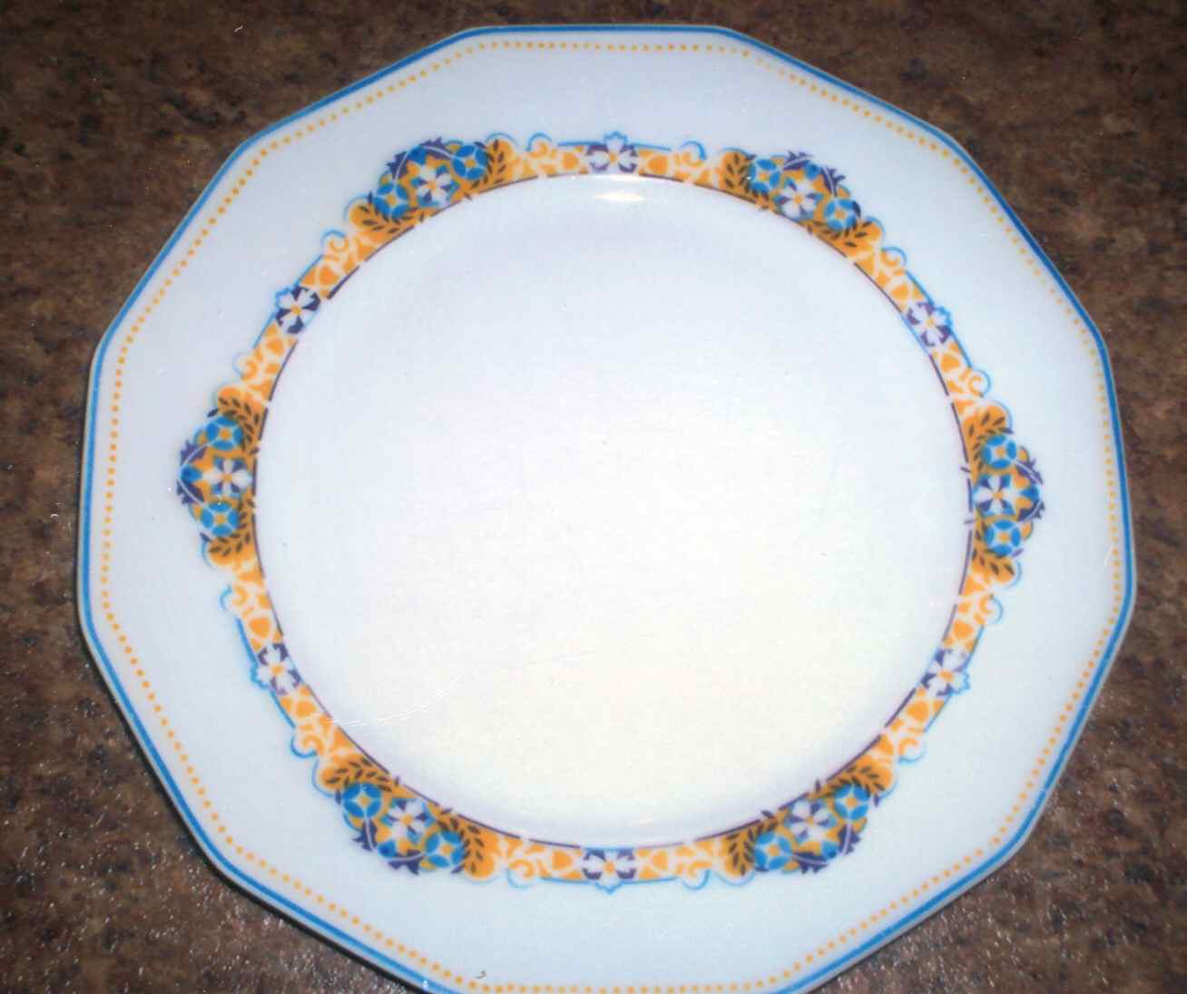 TED1 Dinner Plate by Texeraud-1