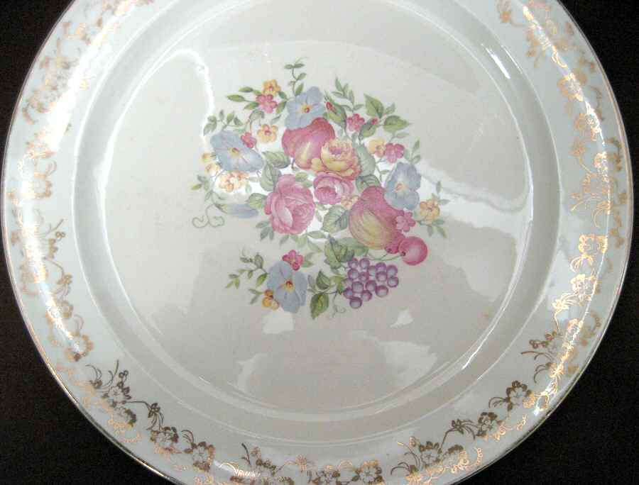TST945 Dinner Plate by Taylor, Smith & Taylor (Ts&T)-1