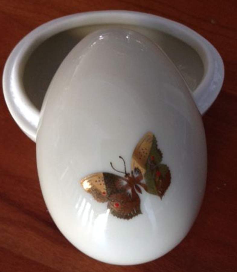 Butterflies Trinket Box & Lid by Takahashi-1