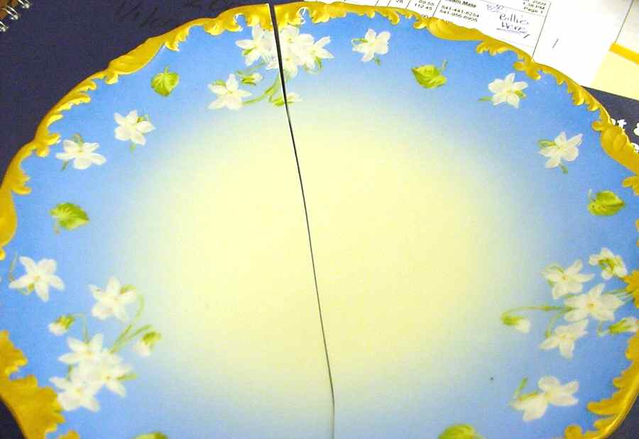 TRV672 Bread & Butter Plate by Tressemanes & Vogt-1