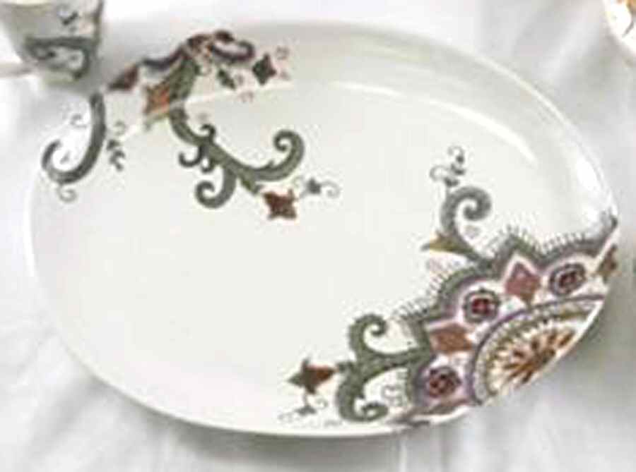 Cherine 16" Oval Serving Platter by Tabletops Unlimited-1