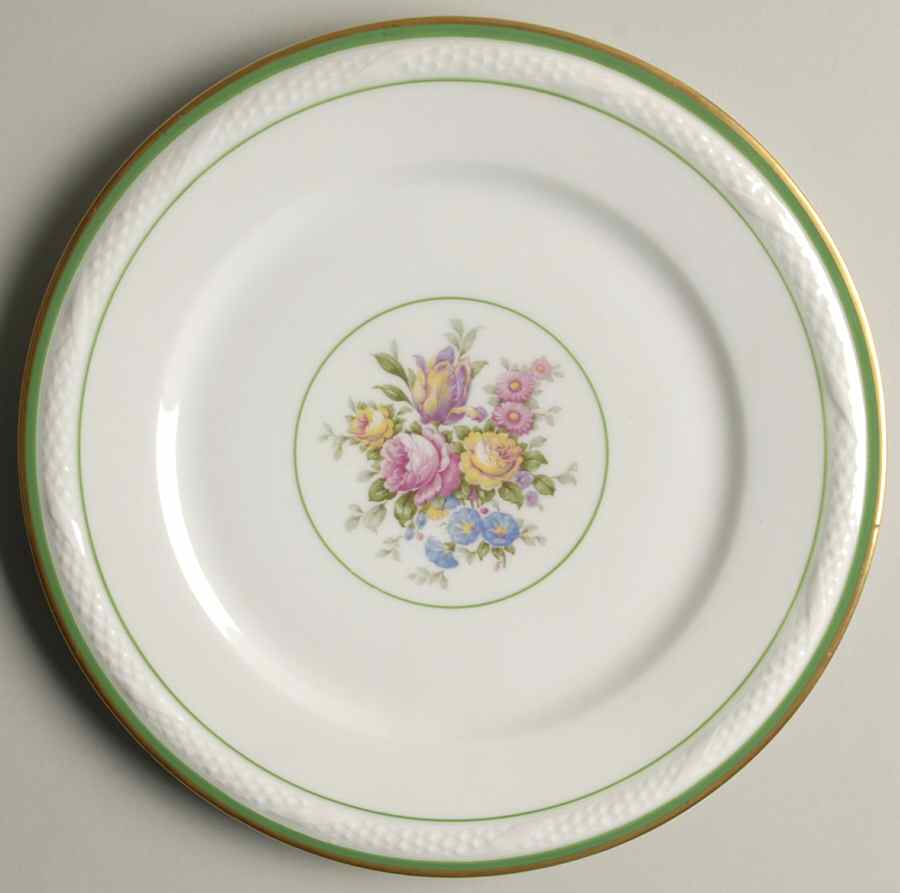 TRV673 Luncheon Plate by Tressemanes & Vogt-1