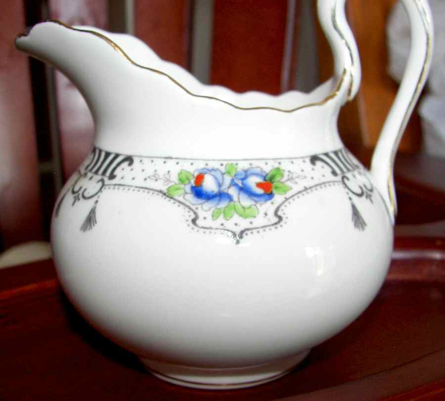 9141 Creamer by Tuscan - Royal Tuscan-1