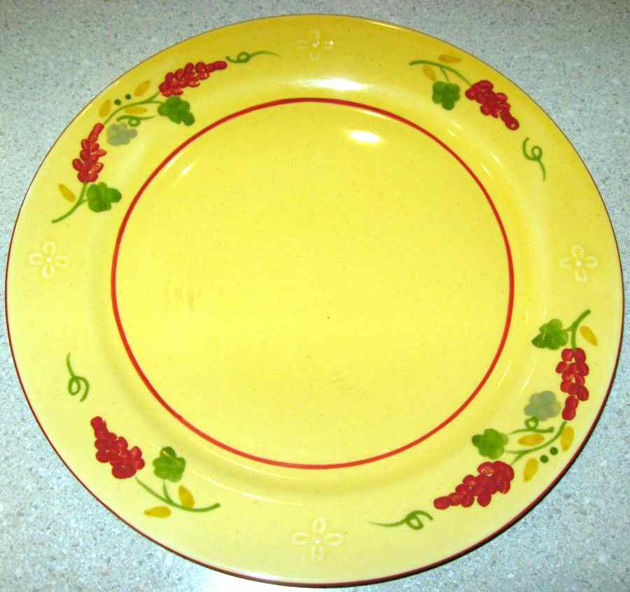 Les Grappes de Provence Dinner Plate by Thailand-1