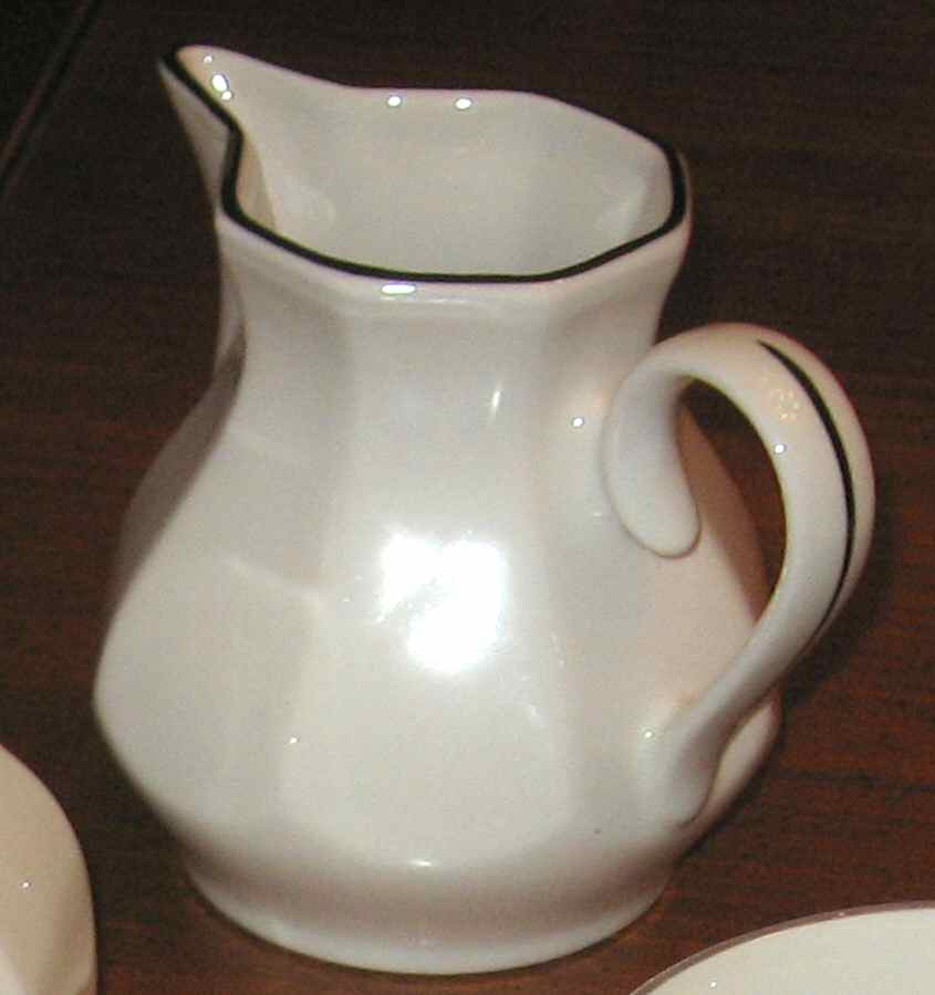 TOG44 Creamer by Tognana-1
