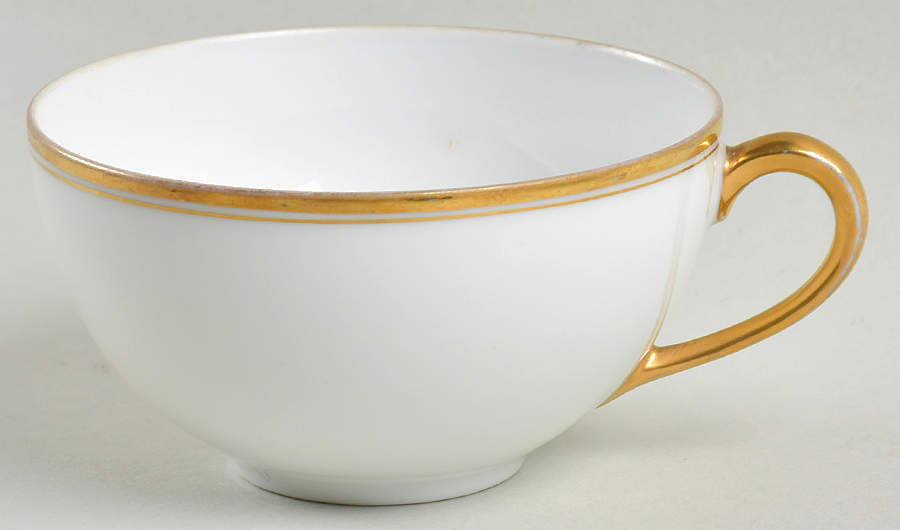 228 Flat Cup by Thomas-1