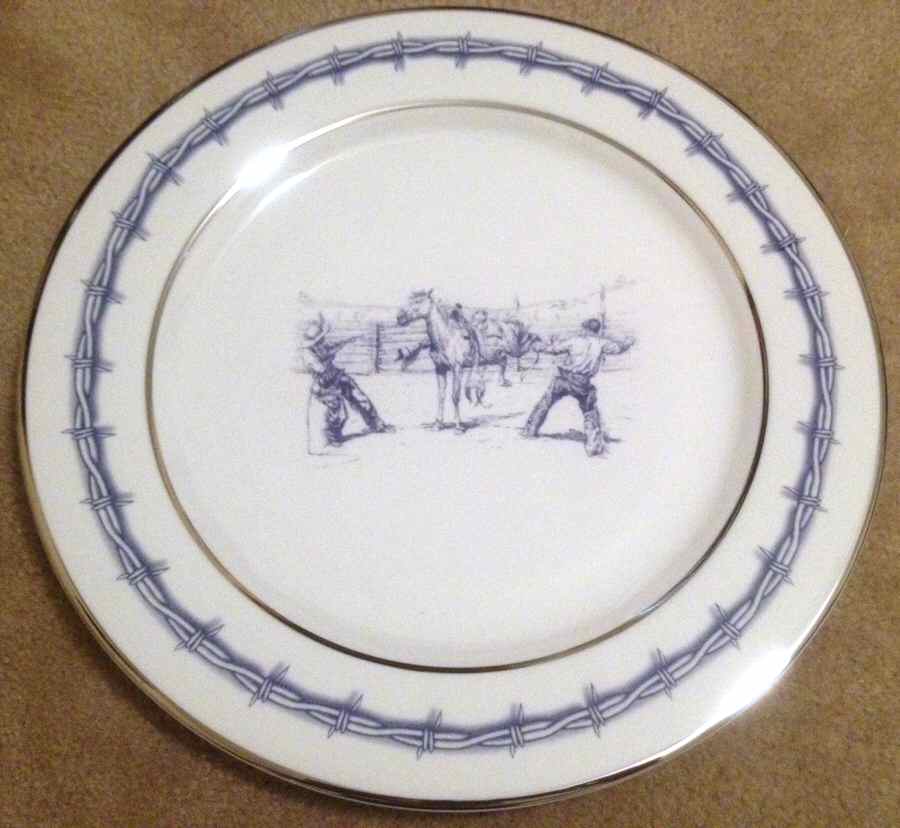 TSS20 Dinner Plate by Ten Strawberry Street-1