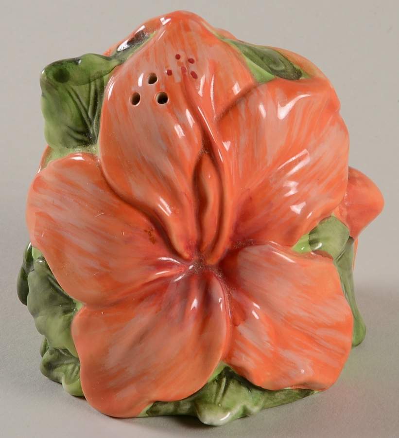 TMM4 Pepper Shaker by Tommy Bahama-1