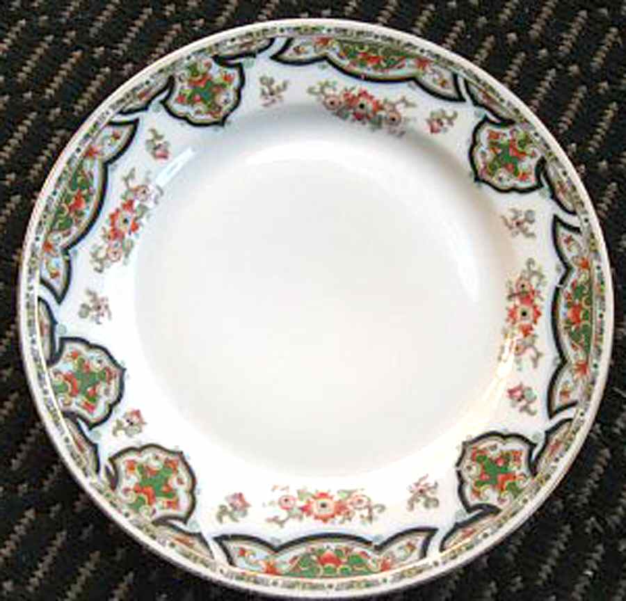 TRV680 Dinner Plate by Tressemanes & Vogt-1