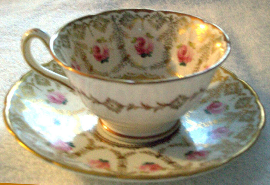 4537 Footed Cup & Saucer Set by Thomas Goode-1