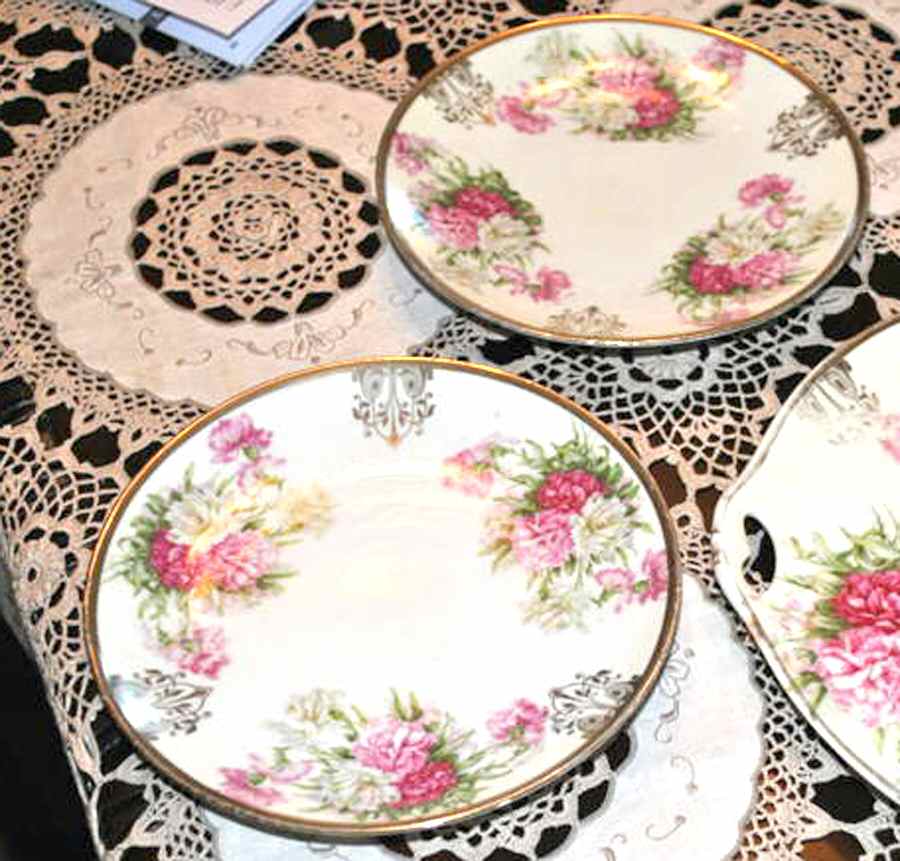 TCG15 Salad Plate by Three Crown (Germany)-1