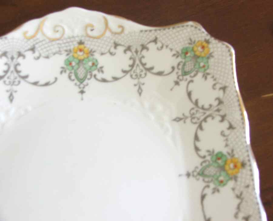 TUS151 Handled Cake Plate by Tuscan - Royal Tuscan-1