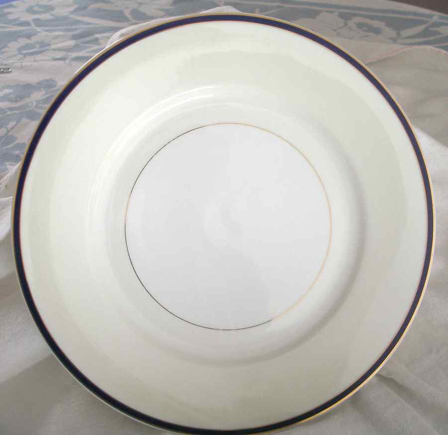 THU395 Dinner Plate by Thun-1