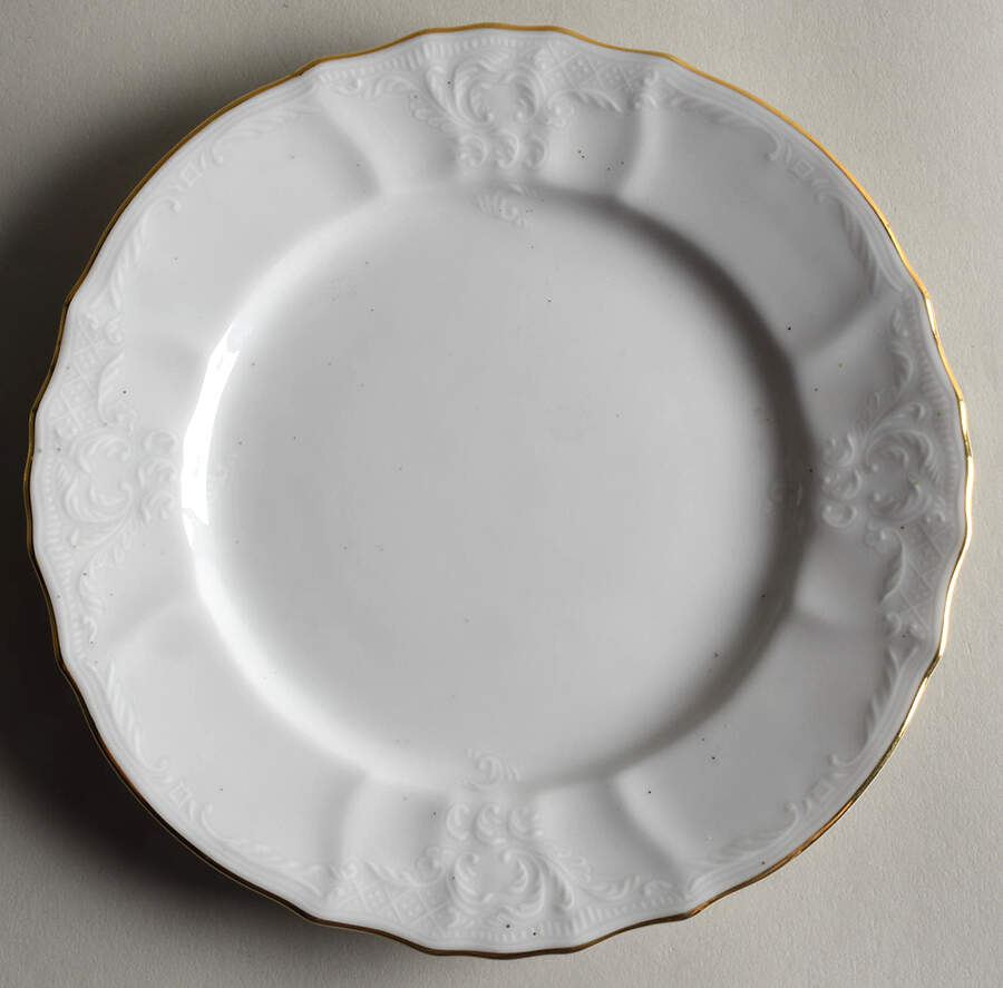 Royal Prague Salad Plate by Thun-1