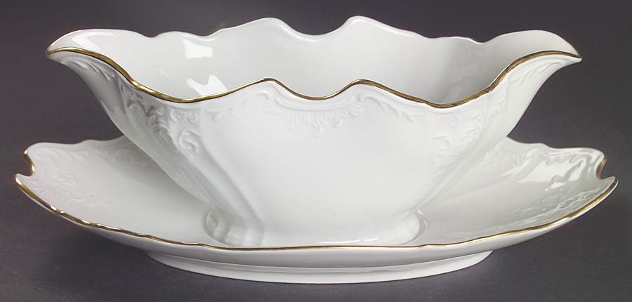 Royal Prague Gravy Boat with Attached Underplate by Thun-1
