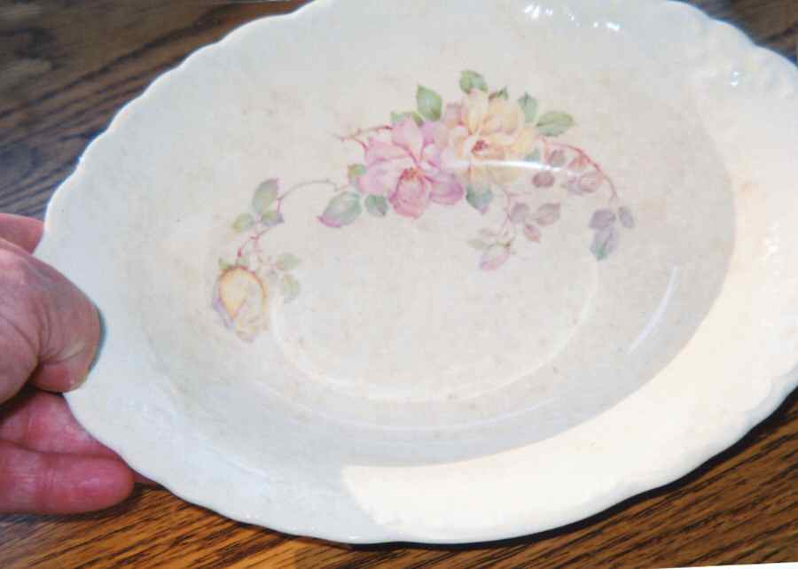 444 1-2 9" Oval Vegetable Bowl by Taylor, Smith & Taylor (Ts&T)-1