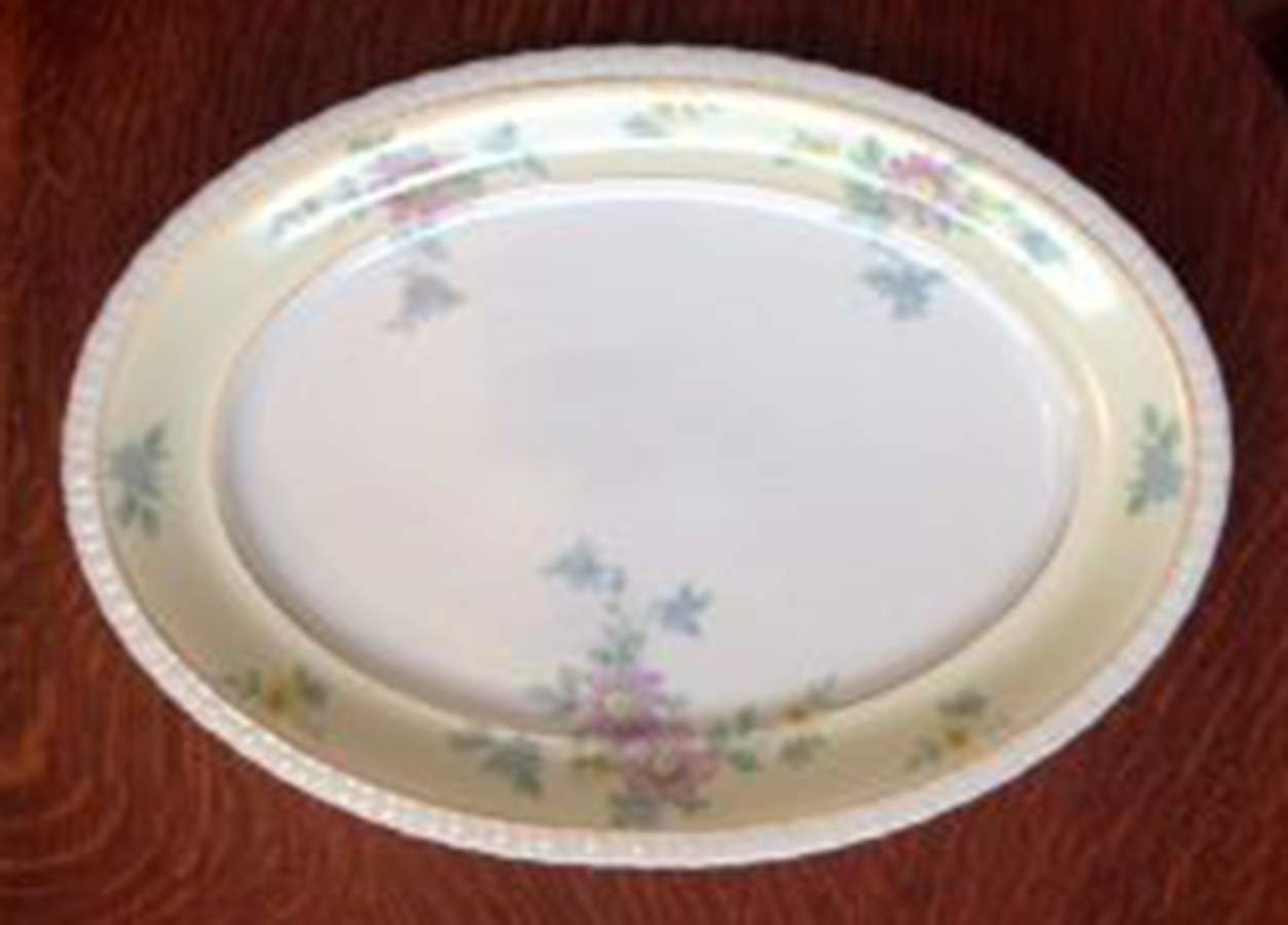 THU403 12" Oval Serving Platter by Thun-1