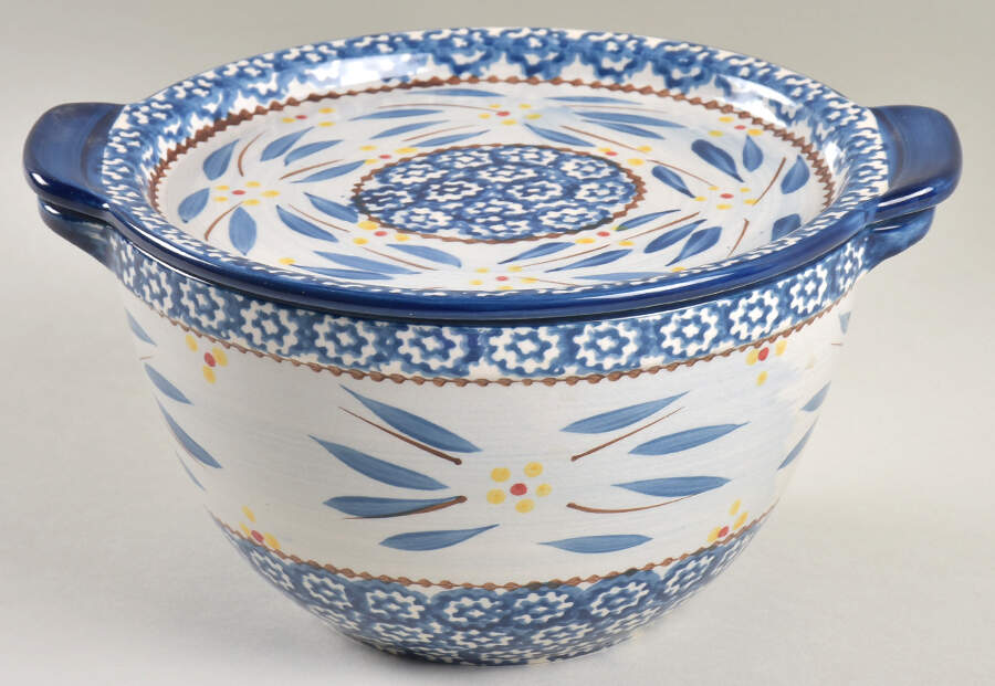 Old World Blue 1.5 Qt Round Covered Casserole by Temp-Tations-1