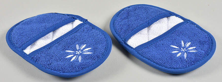 Old World Blue (Set of 2) Cloth Oven Mitts by Temp-Tations-1