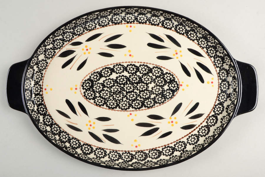 Old World Black 16" Oval Lid-It (Trivet,Tray,Baker Lid) by Temp-Tations-1