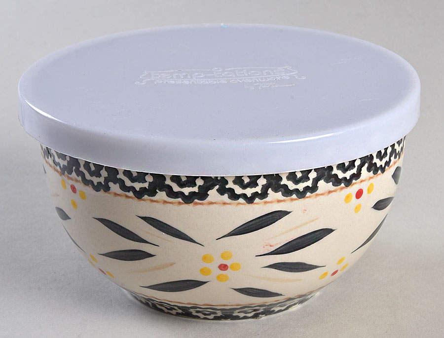 Old World Black 5" Mixing Bowl & Plastic Lid by Temp-Tations-1