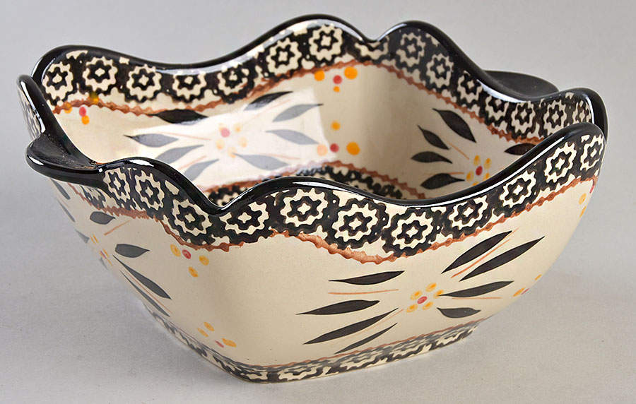 Old World Black 1 Qt Square Bake & Serve Bowl by Temp-Tations-1