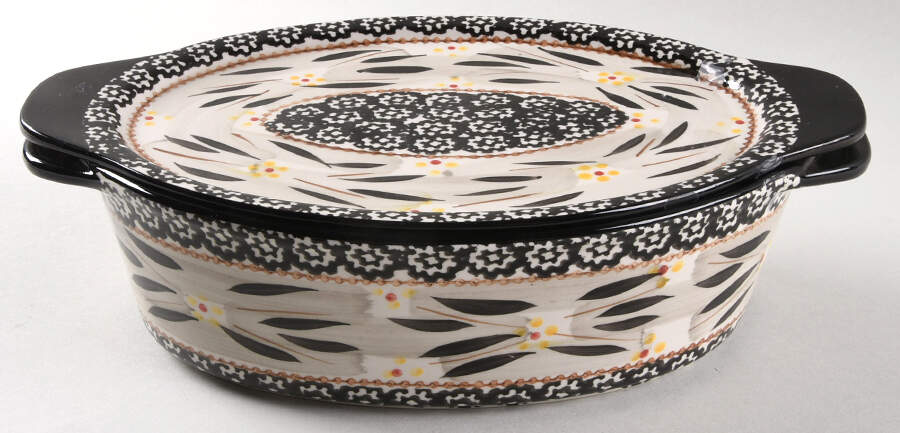 Old World Black 11" Oval Baker & Lid-It by Temp-Tations-1