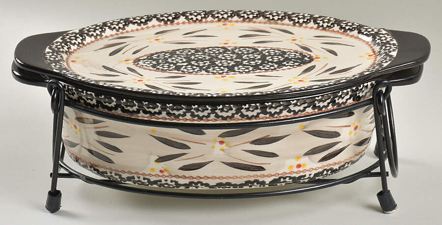 Old World Black 12" Oval Baker with Plastic Lid, Lid-It & Metal Std by Temp-Tations-1